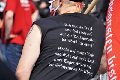 T-Shirt eines Nazis